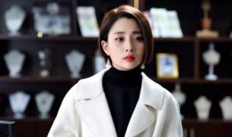 圈内爆料钟美美是谁扮演的,揭秘网络红人钟美美扮演者之谜