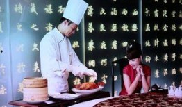 灯饰黑店爆料视频播放,视频曝光惊人内幕，消费者需警惕！