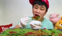 网红直播吃哈密瓜,哈密瓜甜蜜诱惑引全民热议